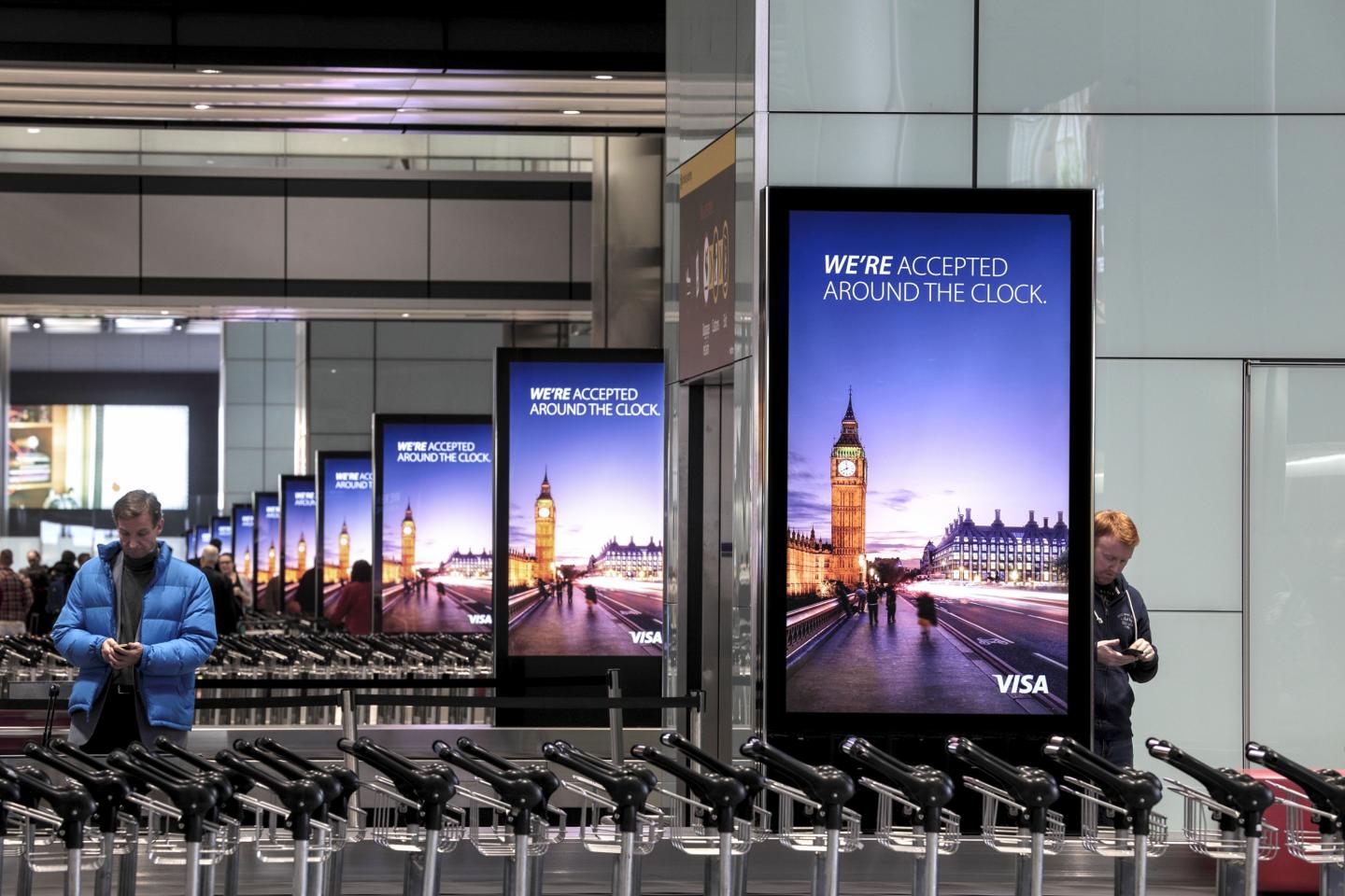 Baggage Reclaim Advertising - Excite Out Of Home