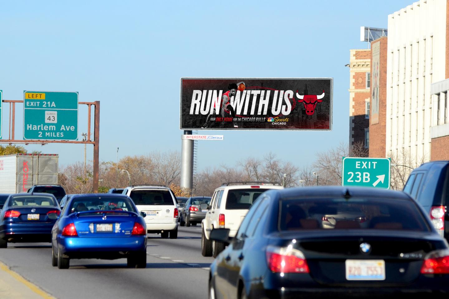 Digital and static out of home advertising in Chicago