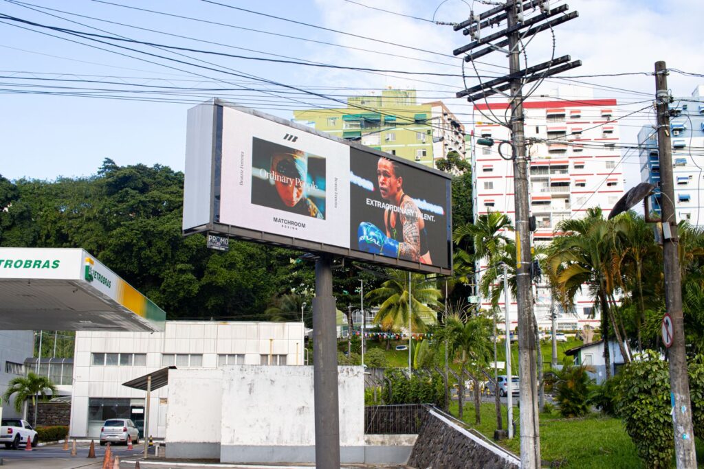 Roadside billboard advertising in an international urban environment